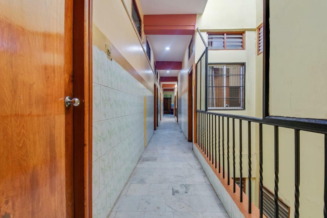 Spot On 48699 Hotel Pawansree Deluxe Lodge Bangalore Bagian luar foto
